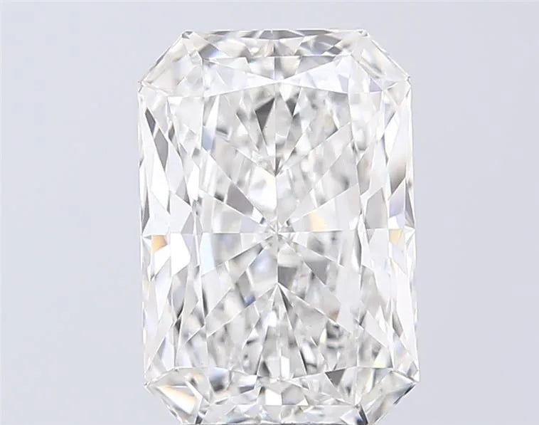 5.08ct Radiant Lab Grown Diamond (Colour F, Clarity VVS2, IGI Certified)