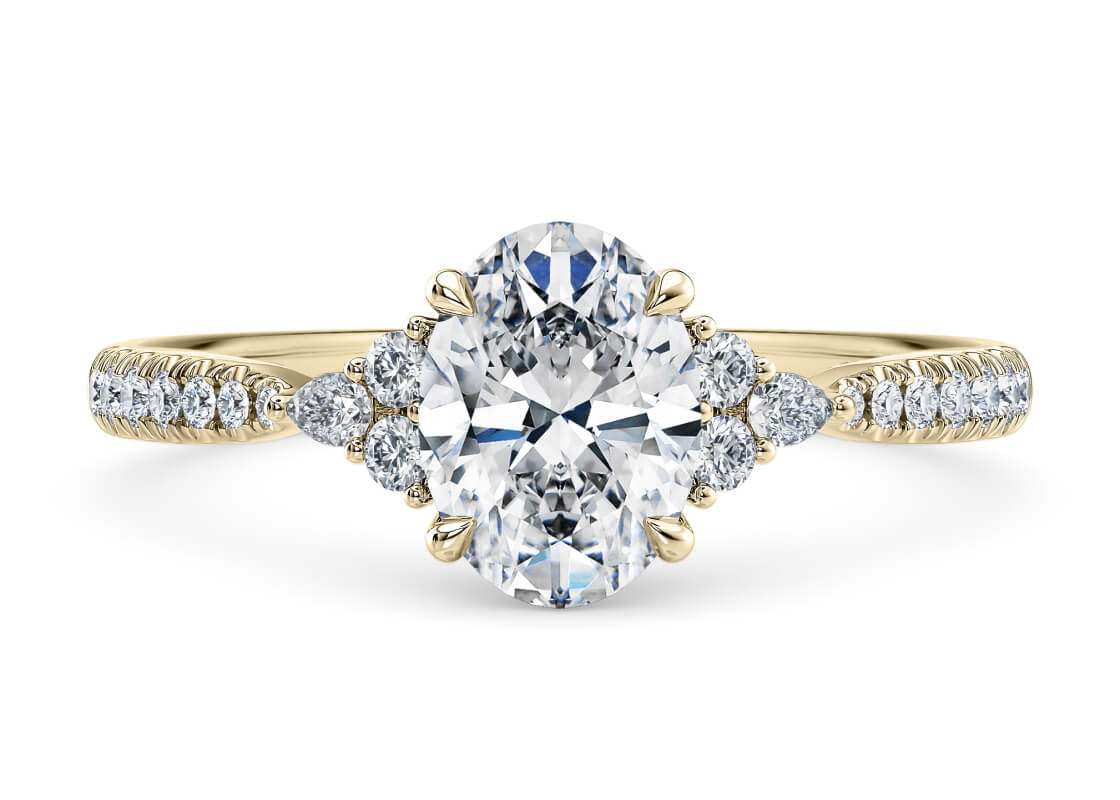 Gaia Vintage Yellow Gold 18k Oval Engagement Ring