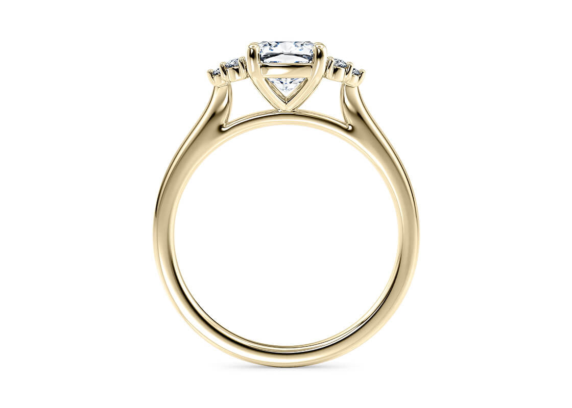 Rosa Vintage Yellow Gold 18k Cushion Engagement Ring