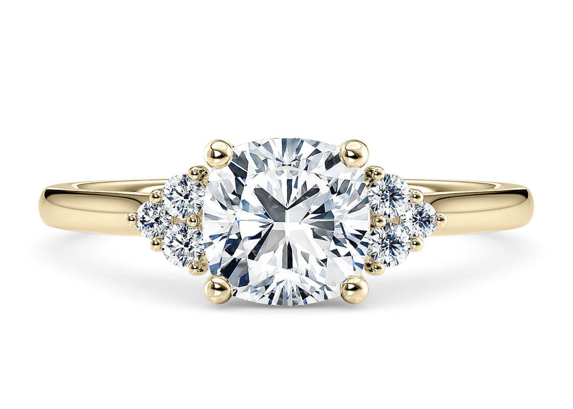 Rosa Vintage Yellow Gold 18k Cushion Engagement Ring