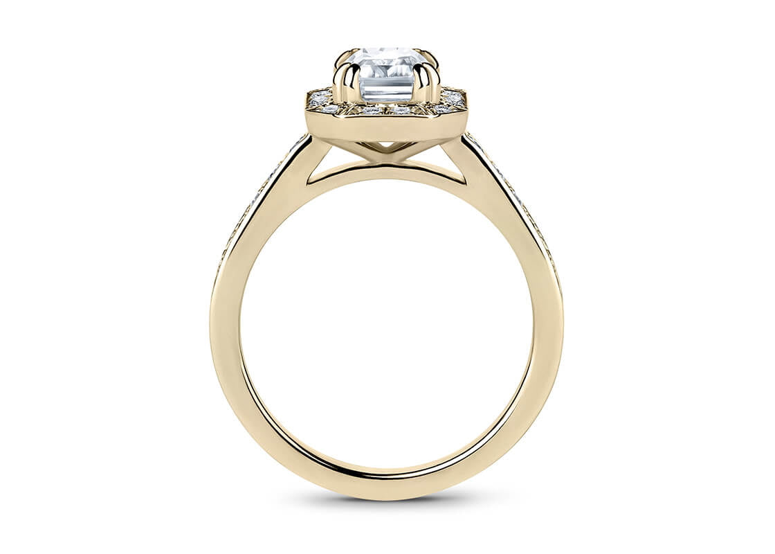 Zelda Halo Yellow Gold 18k Emerald Engagement Ring