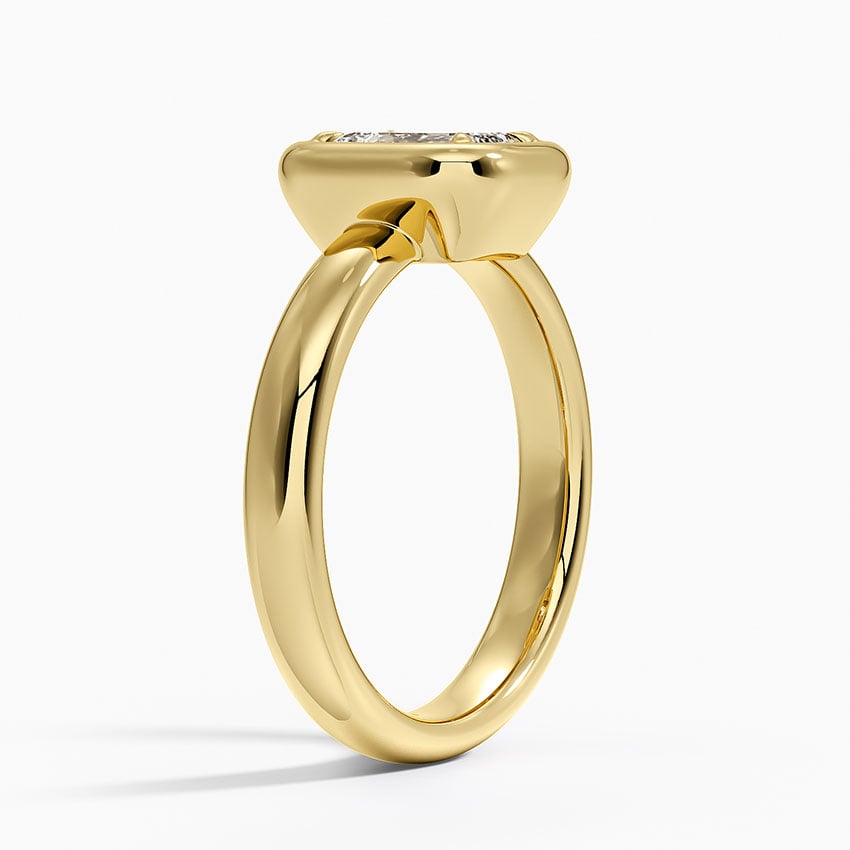 Andrea Bezel Prong Ring Yellow Gold 18k Emerald Engagement Ring