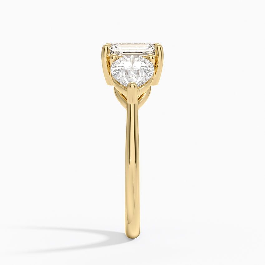 Luxe Opera Three Stone Diamond Ring (1 1/3 ct. tw.) Yellow Gold 18k Emerald Engagement Ring
