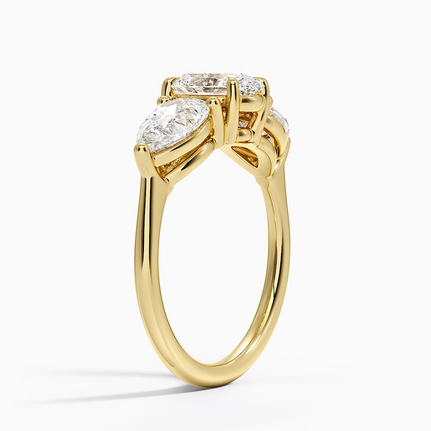 Luxe Opera Three Stone Diamond Ring (1 1/3 ct. tw.) Yellow Gold 18k Oval Engagement Ring