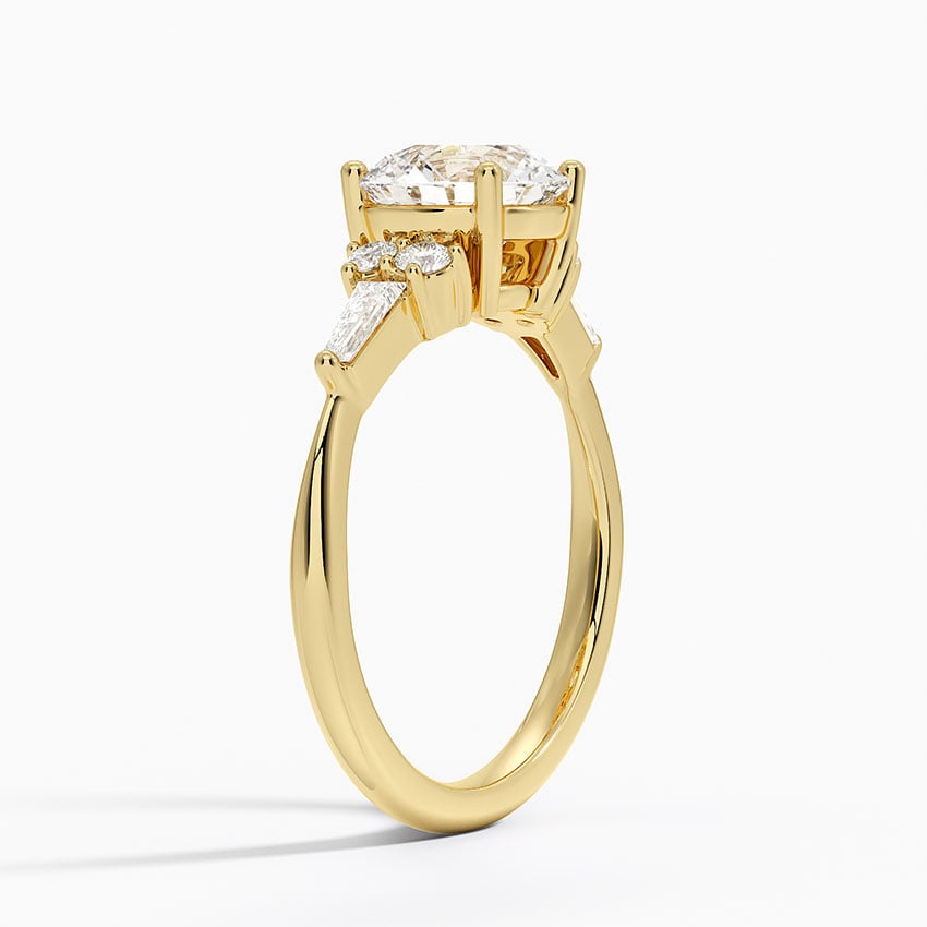 Yvonne Diamond Ring Yellow Gold 18k Round Engagement Ring