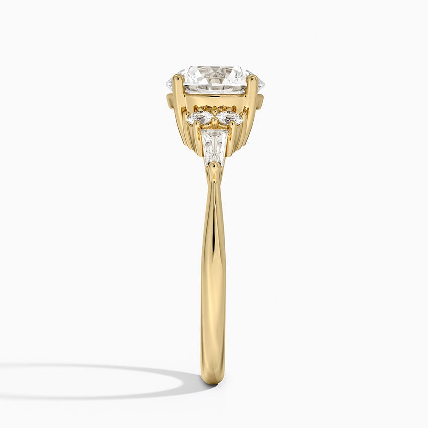Yvonne Diamond Ring Yellow Gold 18k Round Engagement Ring