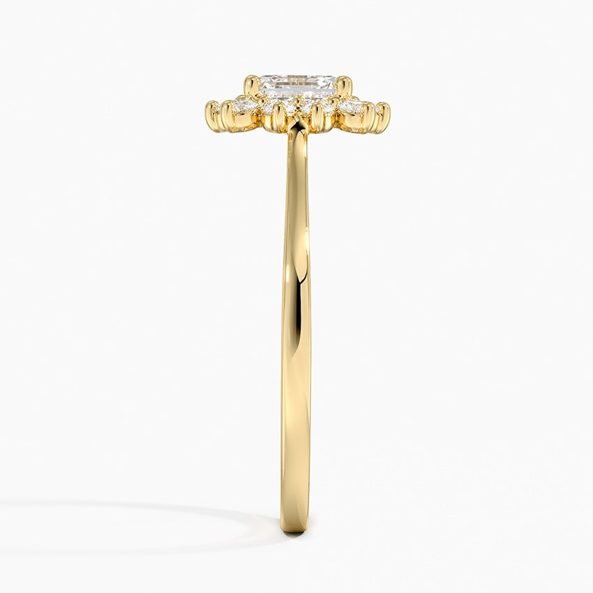 Sunburst Halo Diamond Ring (1/4 ct. tw.) Yellow Gold 18k Asscher Engagement Ring