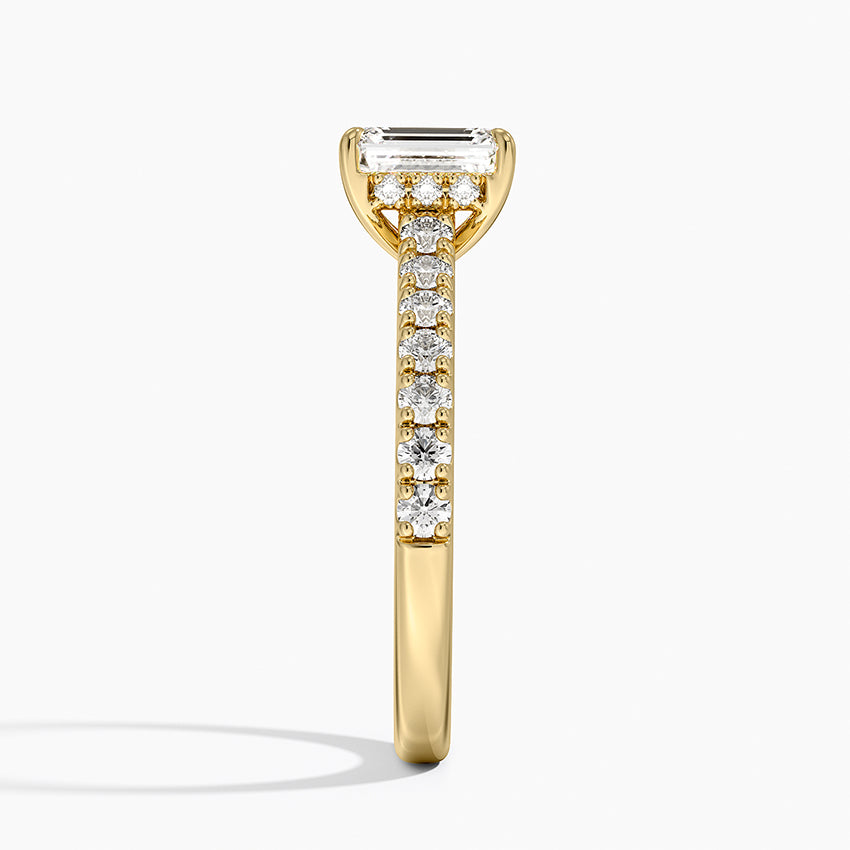Grand Lissome Diamond Ring Yellow Gold 18k Emerald Engagement Ring