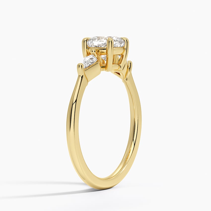 Cometa Three Stone Diamond Ring Yellow Gold 18k Cushion Engagement Ring