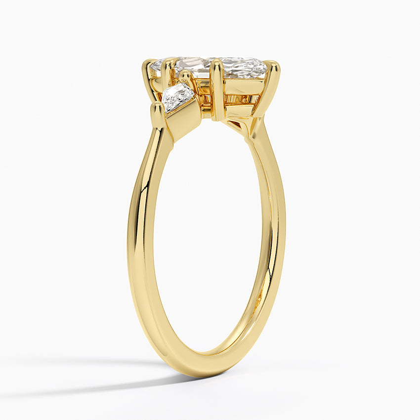 Cometa Three Stone Diamond Ring Yellow Gold 18k Marquise Engagement Ring