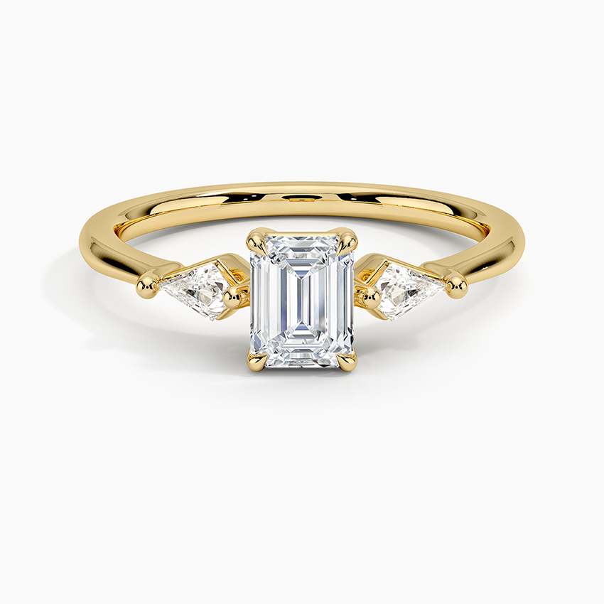 Cometa Three Stone Diamond Ring Yellow Gold 18k Emerald Engagement Ring