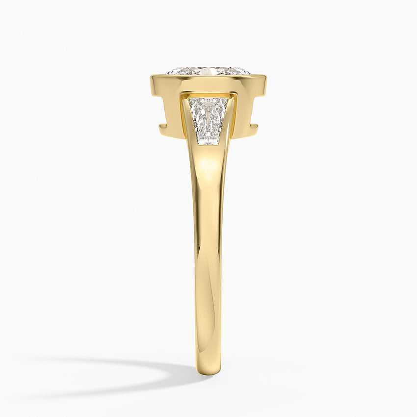 Hayes Three Stone Baguette Diamond Ring (1/2 ct. tw.) Yellow Gold 18k Oval Engagement Ring