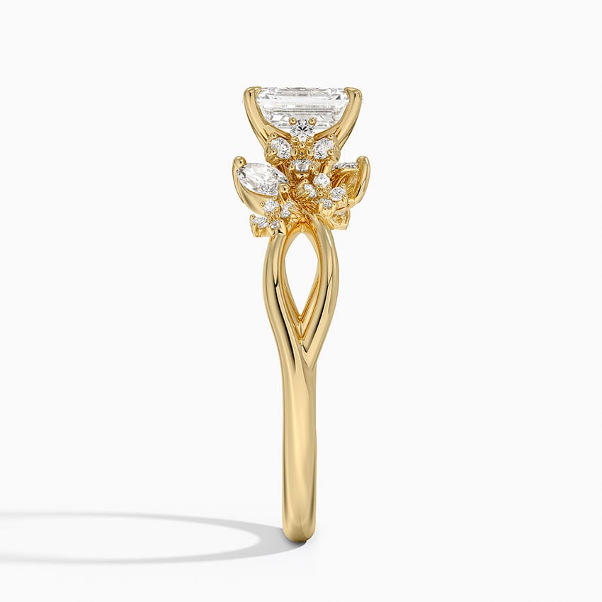 Summer Blossom Diamond Ring (1/4 ct. tw.) Yellow Gold 18k Emerald Engagement Ring