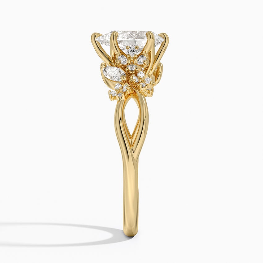 Summer Blossom Diamond Ring (1/4 ct. tw.) Yellow Gold 18k Pear Engagement Ring