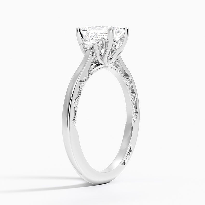 Tacori Lunetta Crescent Three Stone Diamond Ring Platinum Emerald Engagement Ring