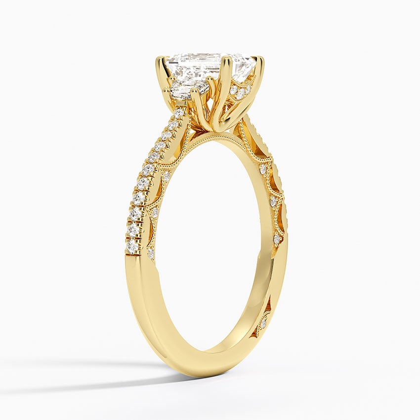 Tacori Lunetta Crescent Pavé Three Stone Diamond Ring Yellow Gold 18k Emerald Engagement Ring
