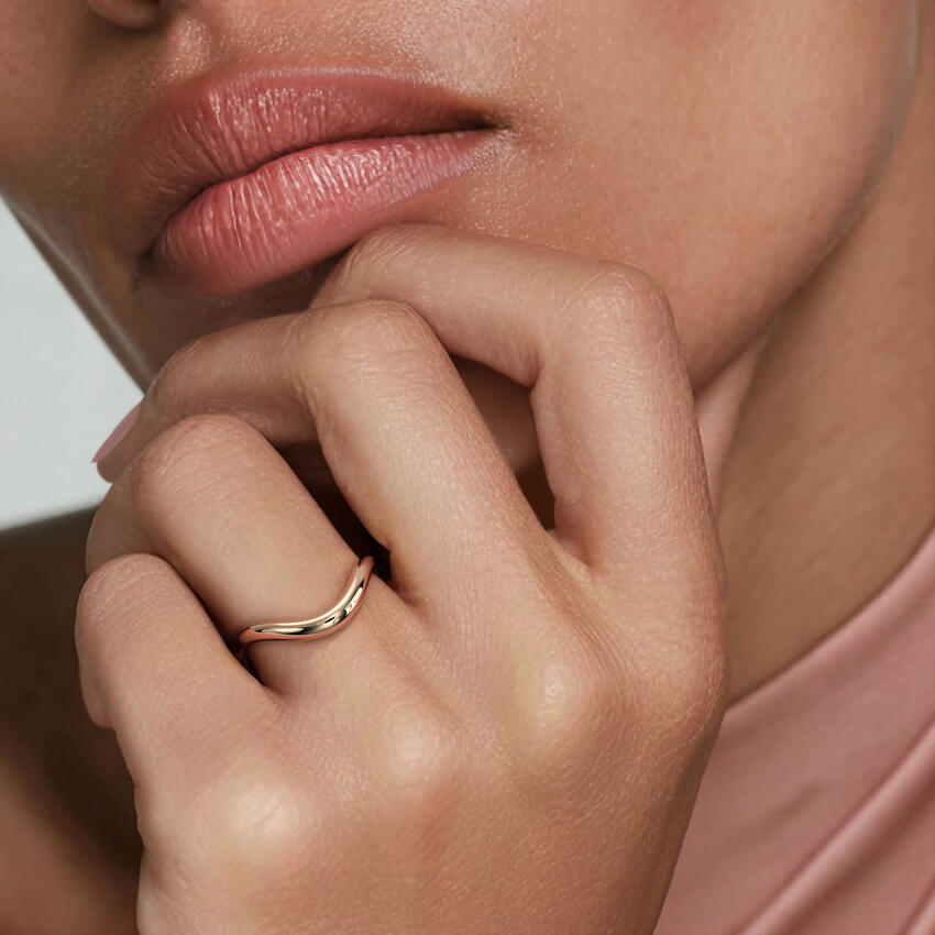 Silhouette Ring Rose Gold 18k Wedding Band