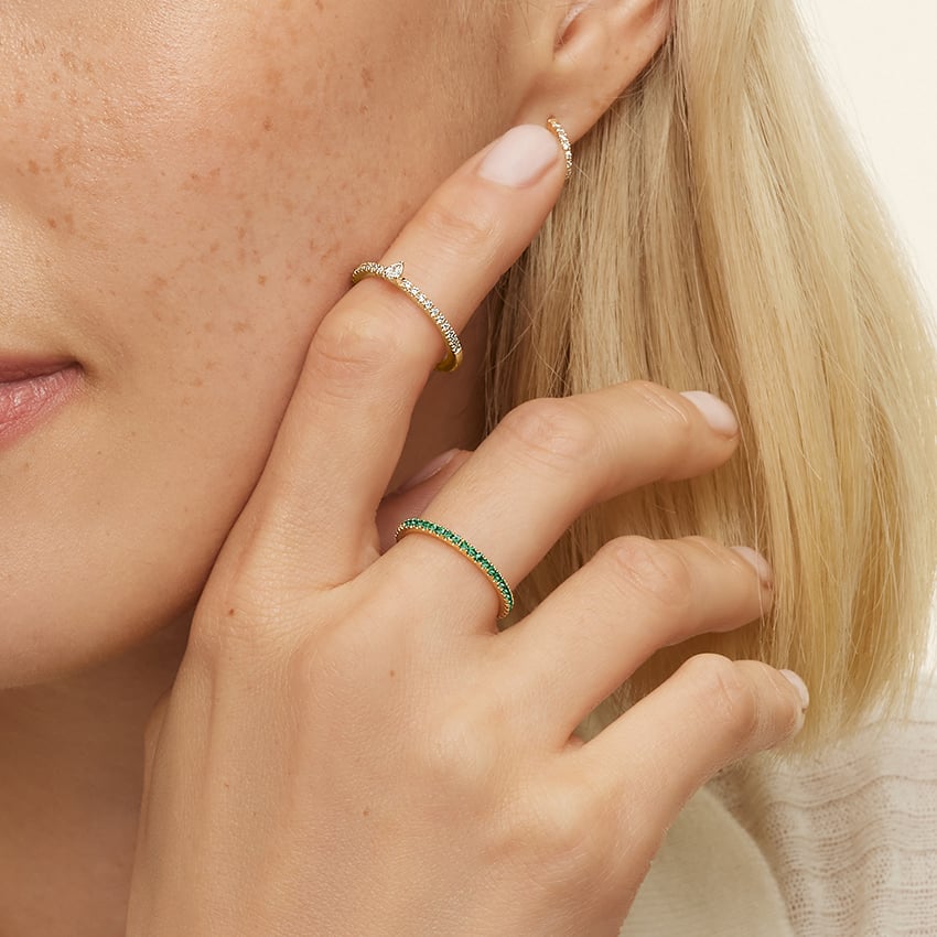 Luxe Ballad Emerald Ring Yellow Gold 18k Wedding Band