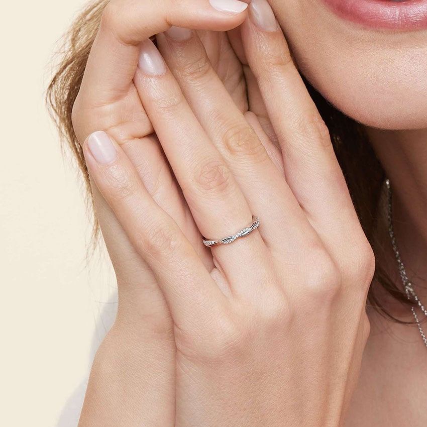 Petite Twisted Vine Diamond Ring (1/8 ct. tw.) Platinum Wedding Band