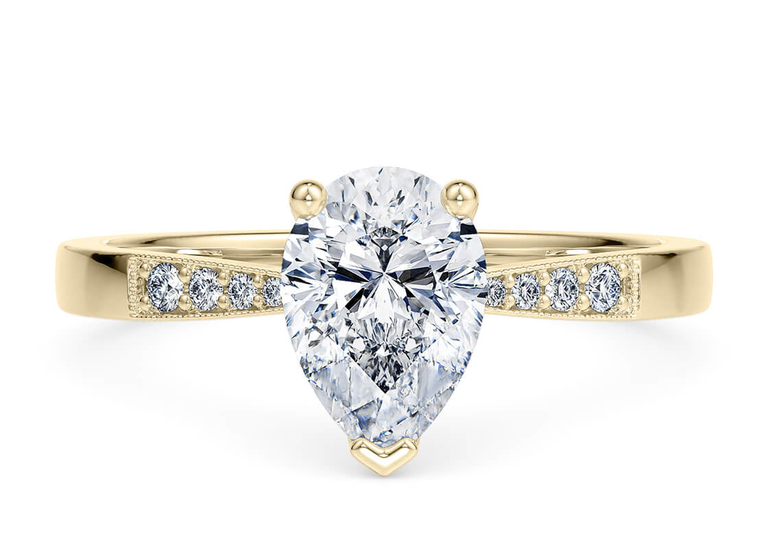 Delicacy Vintage Yellow Gold 18k Pear Engagement Ring