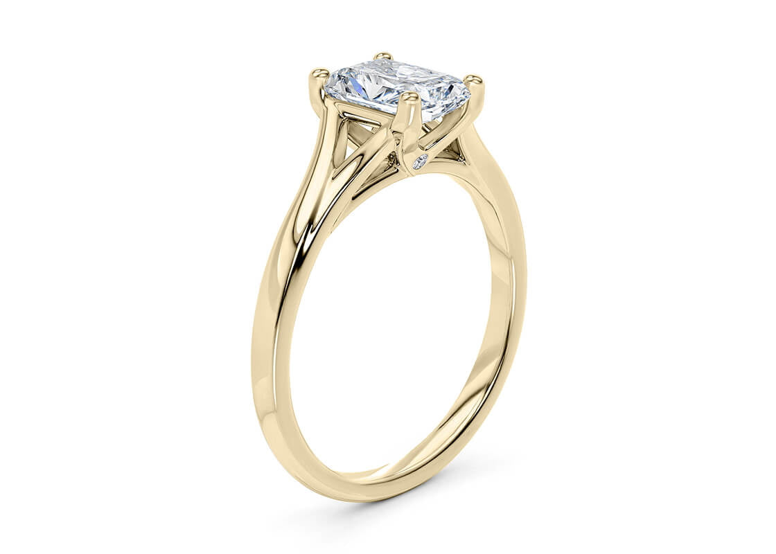 Hanover Solitaire Yellow Gold 18k Radiant Engagement Ring
