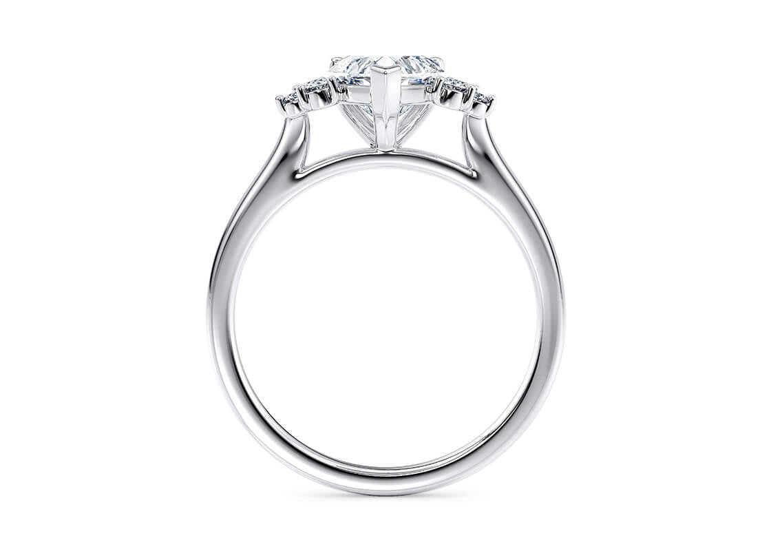 Rosa Vintage Platinum Heart Engagement Ring
